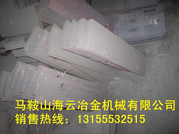 現(xiàn)貨出售三一重工3000口襯板、3方好質量側攪拌臂、成套攪拌機配件